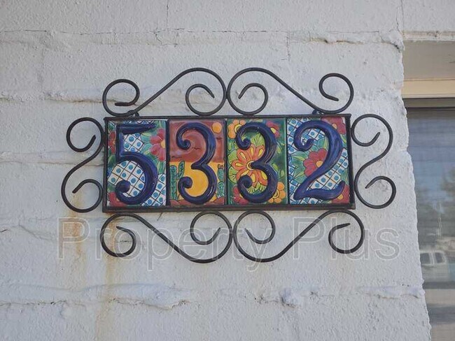 Photo - 5332 N 82nd St