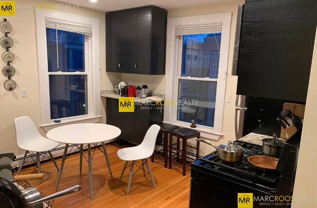 Photo - 65 Pleasant St Unit 2