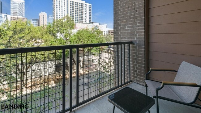 1711 Caroline St Unit 335