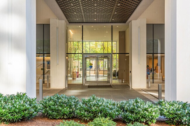 4620 N Park Ave - 4620 N Park Ave