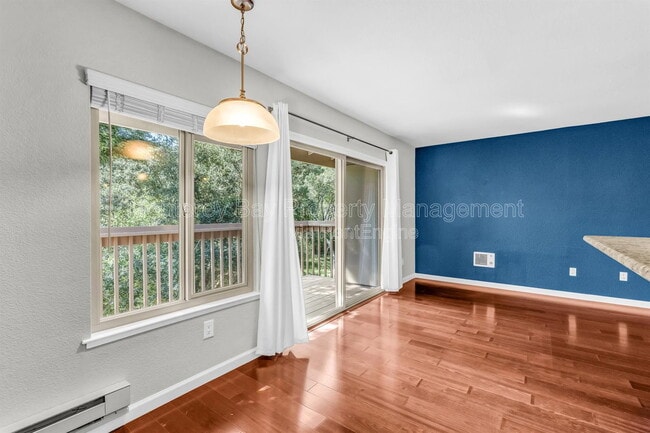 Photo - 300 Glenwood Cir Unit Apt 294
