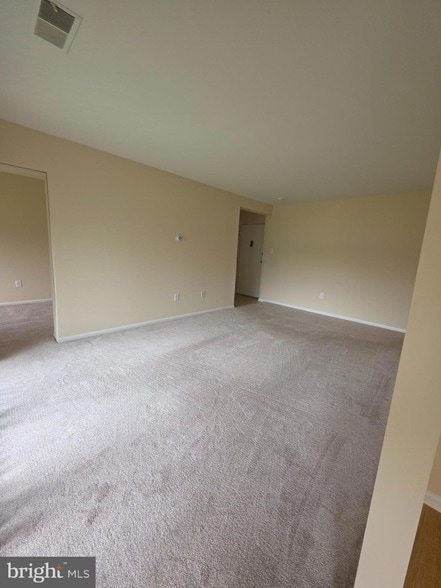 Photo - 1012-1201 Brinker Dr Unit 201