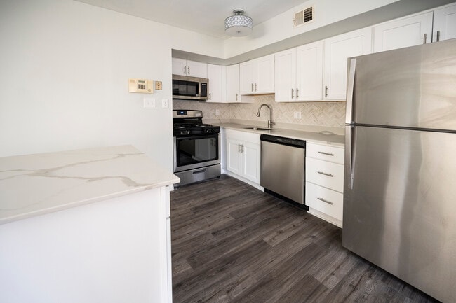 Timbercove Apartments and Townhomes