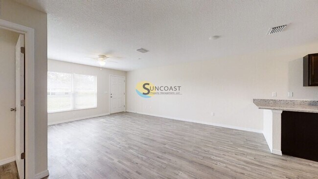 Photo - AVAILABLE NOW! Beautiful 2/2 Unit for Rent... Unit 2