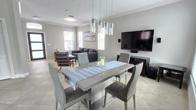 Photo - 6878 NW 33rd St