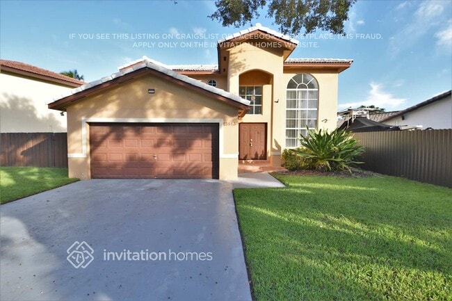 Building Photo - 15813 SW 79th St