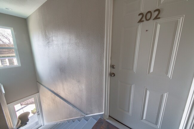 Photo - 114 Jacobs St Unidad 202