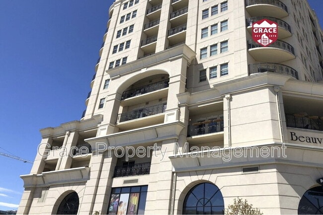 Building Photo - 925 Lincoln St Unit 4IS Rental