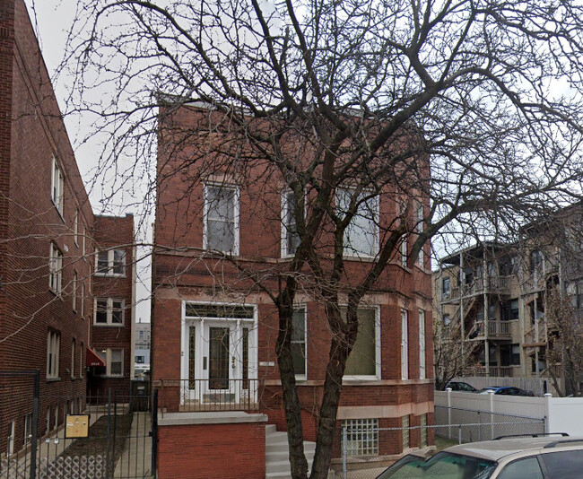 Photo - 5019 N Ashland Ave House