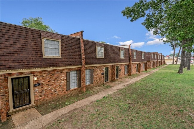 Chambliss Village Townhomes