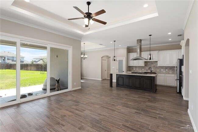 Photo - 4400 Caddo Ln