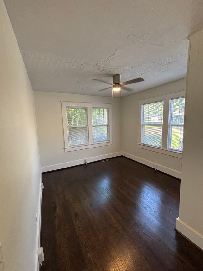 Bedroom - 4118 50th Ave N