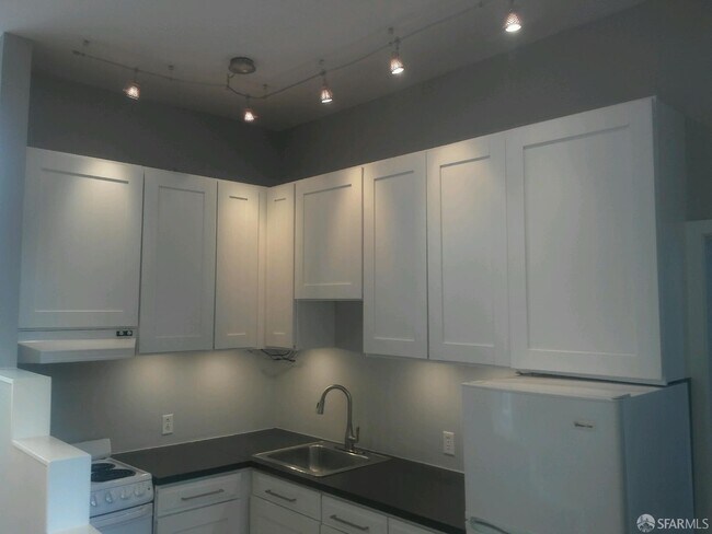 Photo - 236 Clinton Park