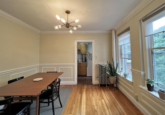 Photo - 7 Craigie Cir Unit 4