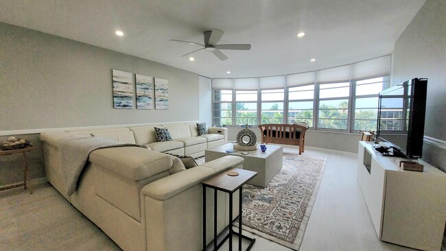 Photo - 3051 NE 48th St Condominio Unidad 307