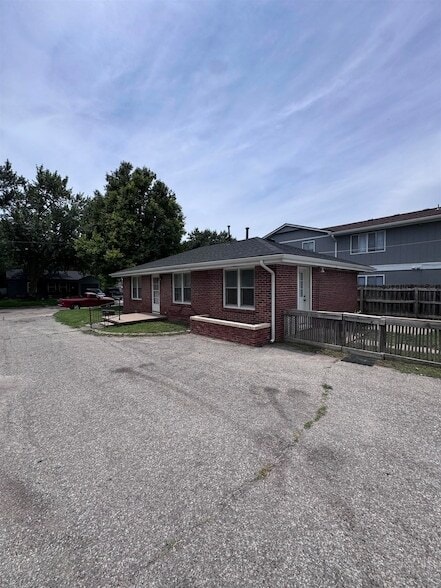 Photo - 3150 W Mentor St