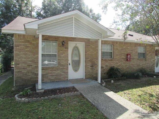 Building Photo - 7135 Pearson Rd
