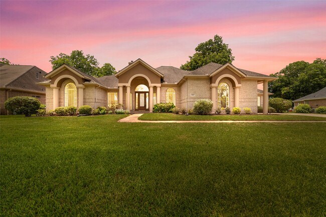 Photo - 32610 Whitburn Trail