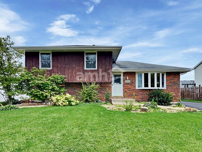 Building Photo - 2110 Three Forks Dr