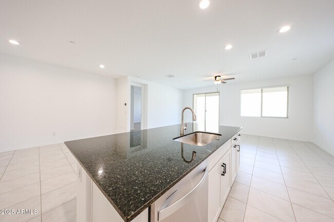 Photo - 28500 N 134th Ave