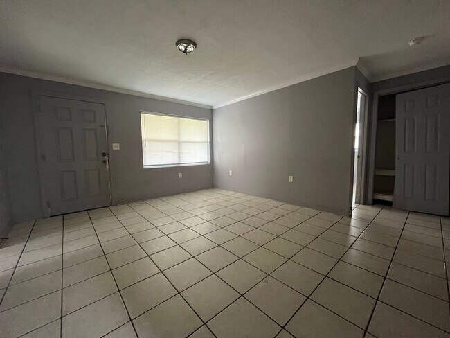 Photo - Cozy home located in Lakeland