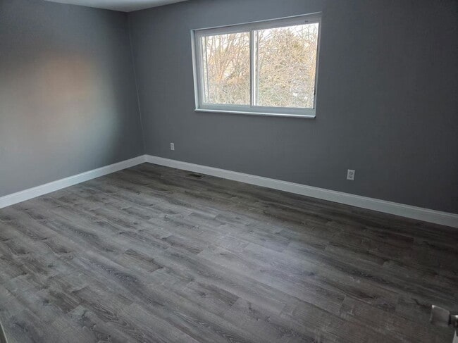 Photo - 1758 Fairfax Ave