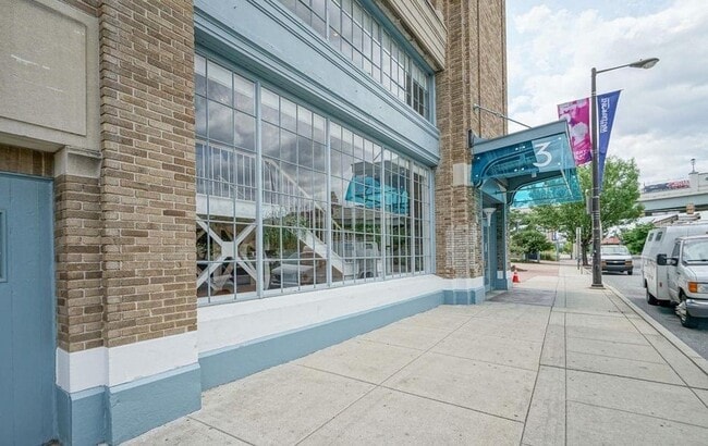 Photo - 3 N Christopher Columbus Blvd Unit 247