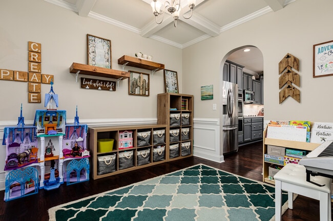 Photo - 205 Parrish Ln