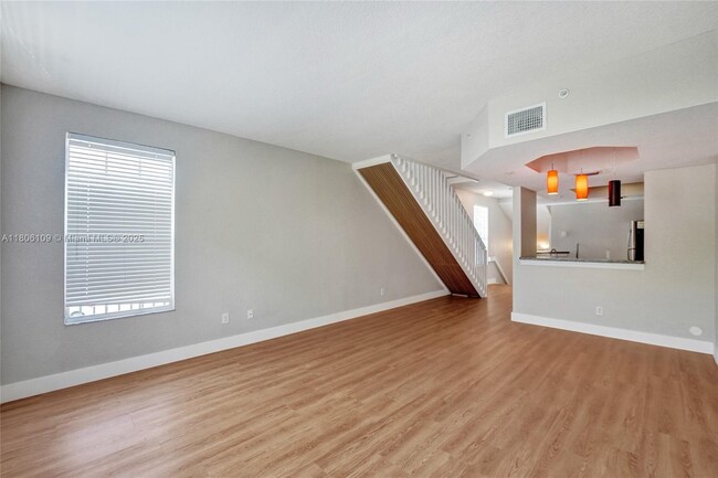 Photo - 781 SW 148th Ave