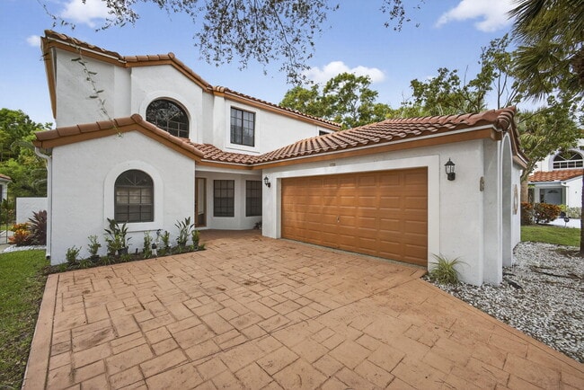 Photo - 131 Island Way
