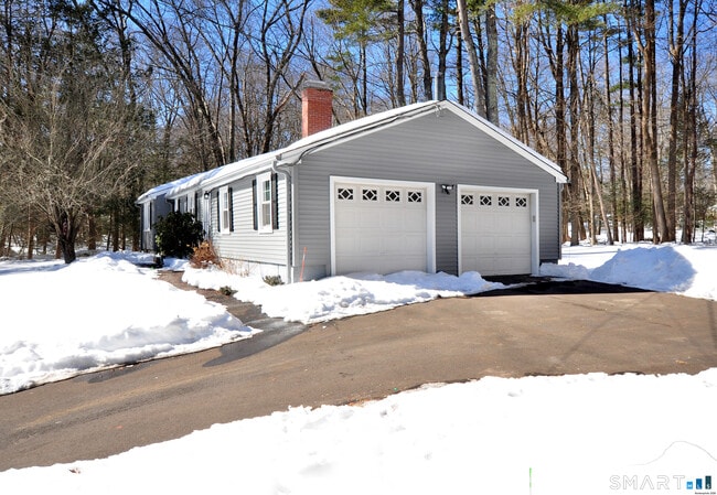 Photo - 25 Red Stone Dr