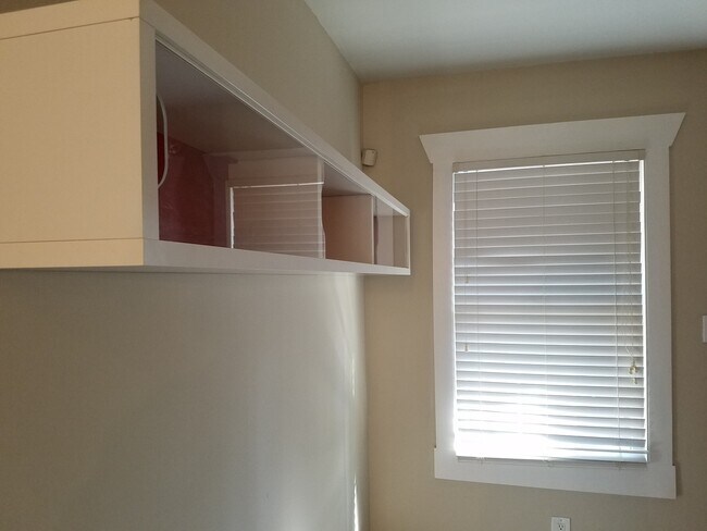 Photo - One bedroom townhouse