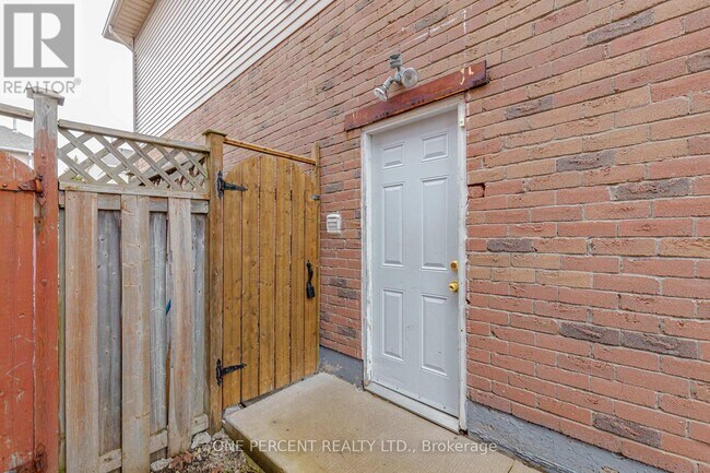 Photo - 52 Timberlane Dr