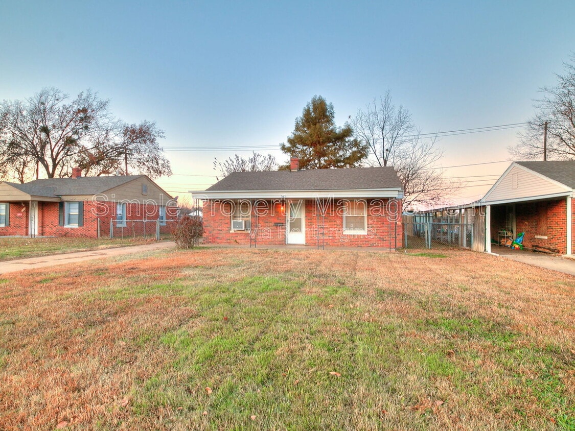 Photo - 503 E Indian Dr