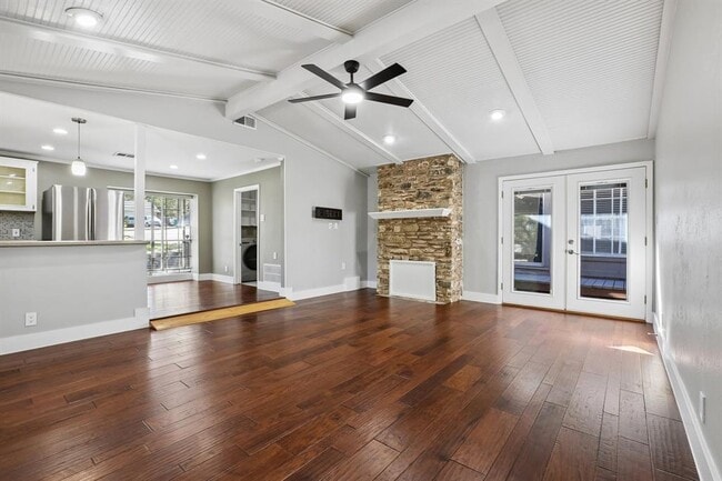 Photo - 10903 Mellow Ln