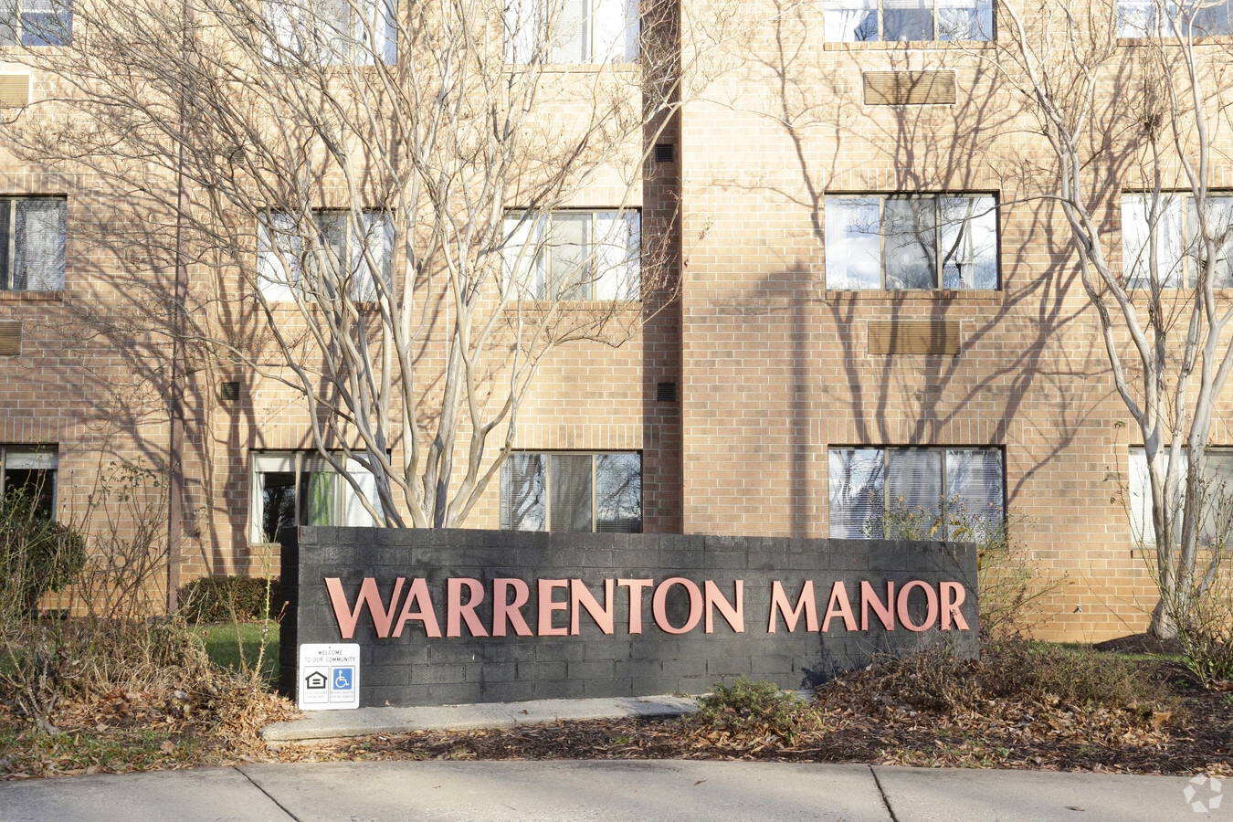 Photo - Warrenton Manor Apartments - 55 & Older