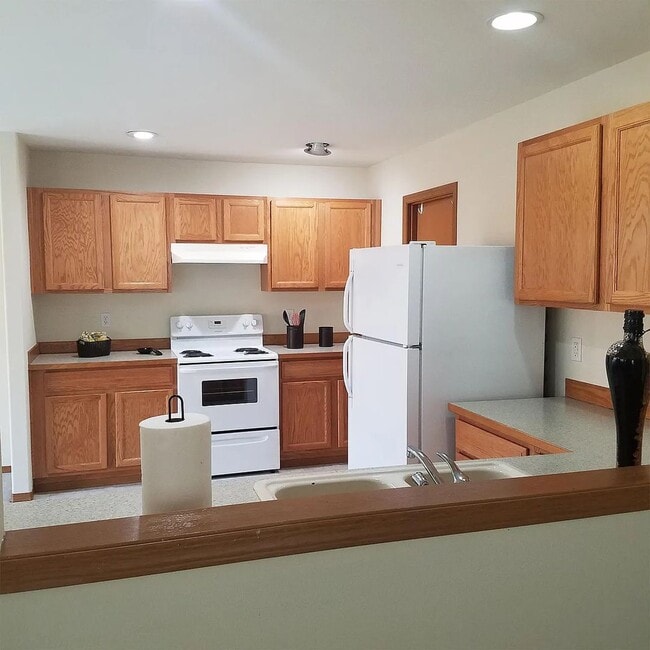 Photo - Beautiful 3 bed 2.5 ba house in highly desirable Liberty Ridge neighborhood