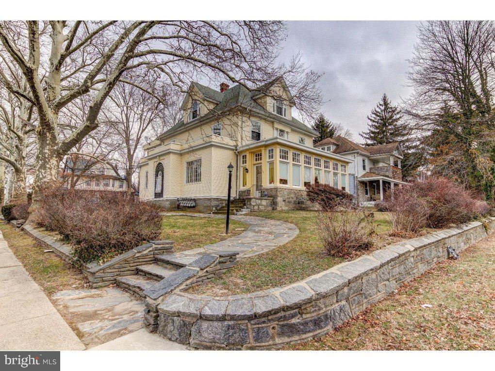 Photo - 303 Sharon Ave