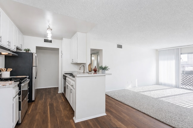 Photo - Woodside Terrace