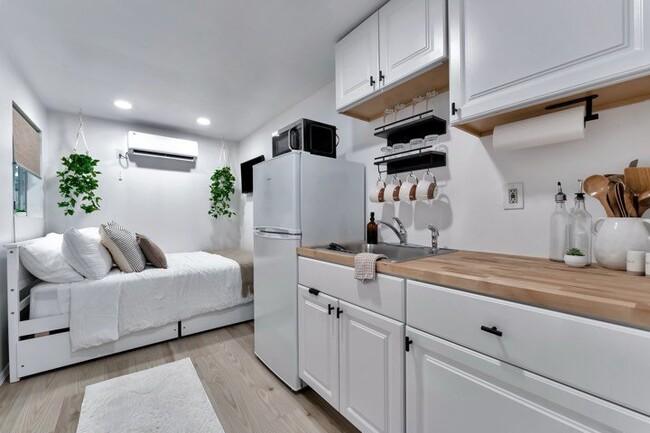 Building Photo - 426 40th Street Ct NW Unit Container Tiny Home