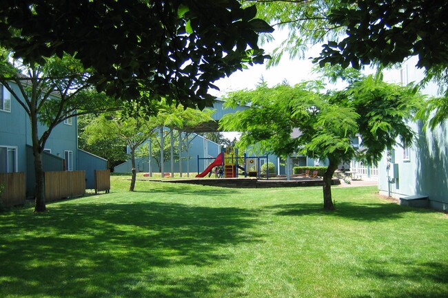 Photo - Rainbow Village Apartments