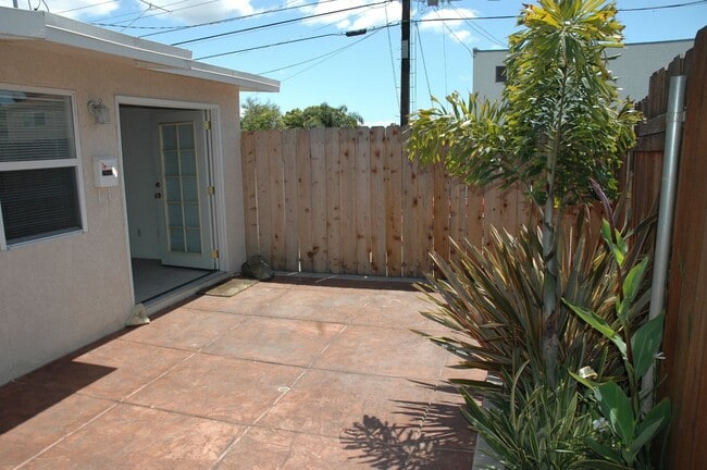 Photo - 2039-2043 Grand Avenue Unit 2043 1/2 Grand Ave
