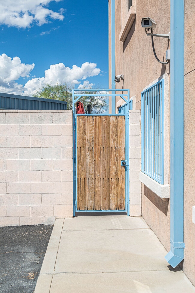 Photo - 4751 N Flowing Wells Rd