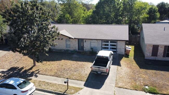 Photo - 2509 Cockburn Dr