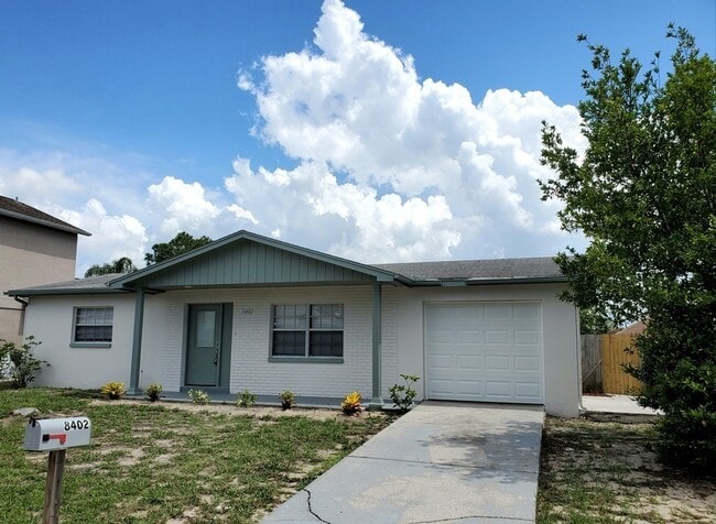 Building Photo - 8402 Corney Dr