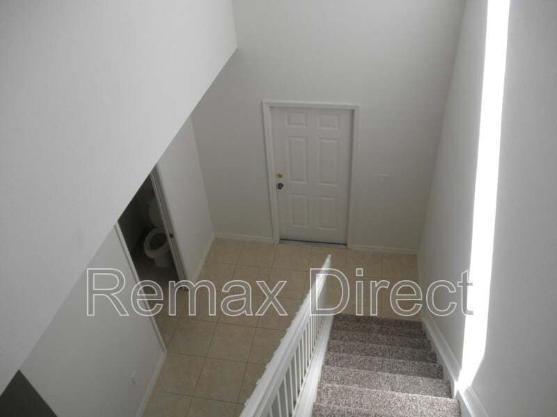 Photo - 221 Talia Cir