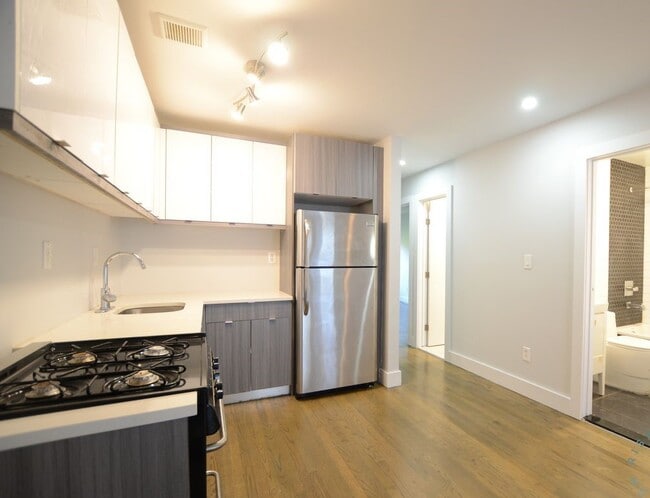 Photo - 397 Herkimer St Unit 2