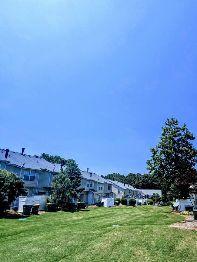 Photo - 3369 Hidden Cove Cir NW
