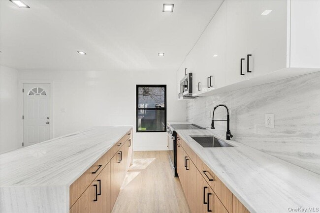 Photo - 4422 Avenue M