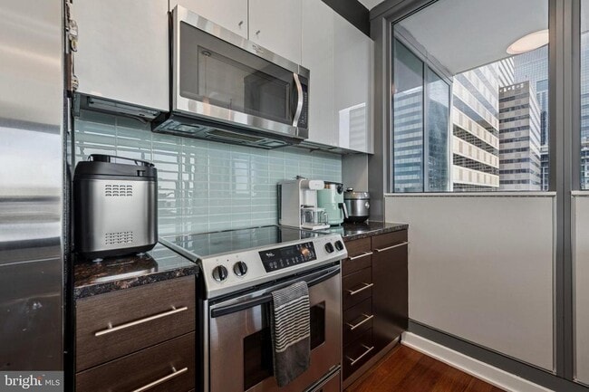 Photo - 2101 Market St Unit 2306